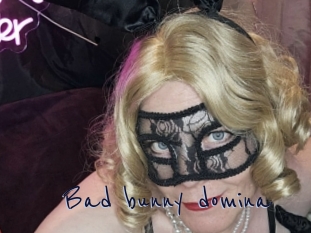 Bad_bunny_domina