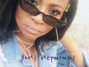 Hooty_stepmommy