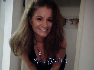 Macy_Divine